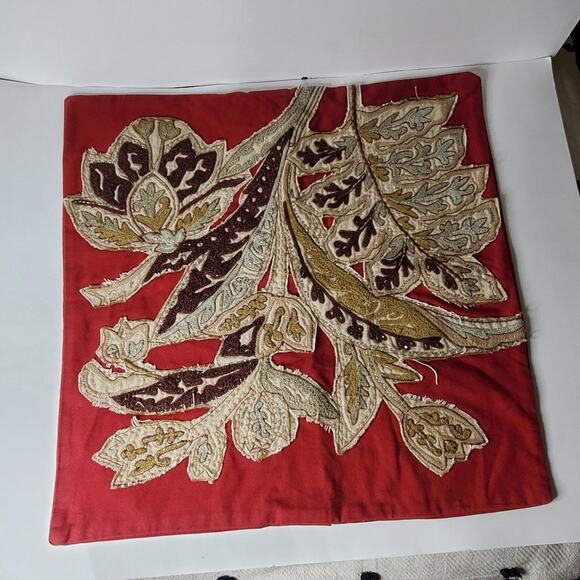 Pottery Barn set of 2 well made floral applica throw pillow red fall theme cover - Picture 2 of 11